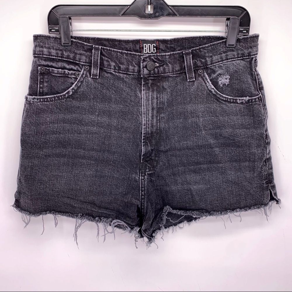 BDG Black High Rise Relaxed Fit Jean Shorts Size 32